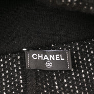 Logo Beanie Cashmere - CHANEL - Affordable Luxury thumbnail image