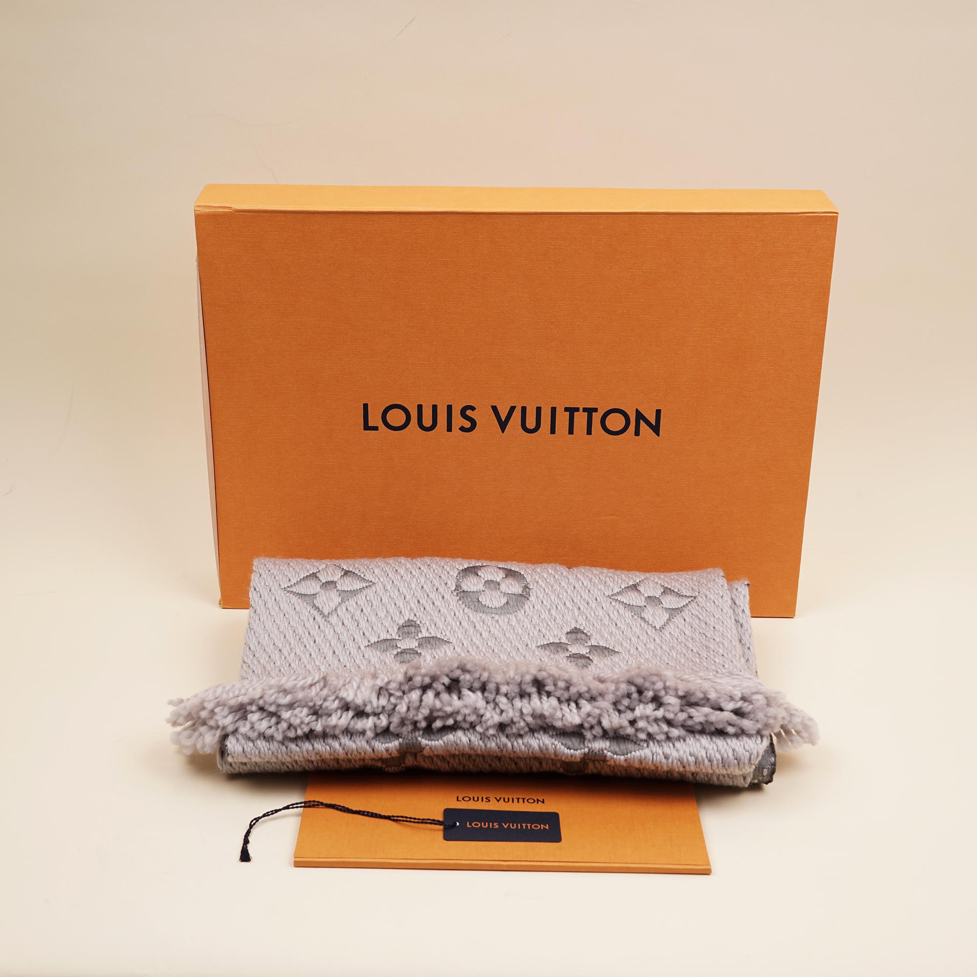 Logomania Wool Scarf - LOUIS VUITTON - Affordable Luxury image