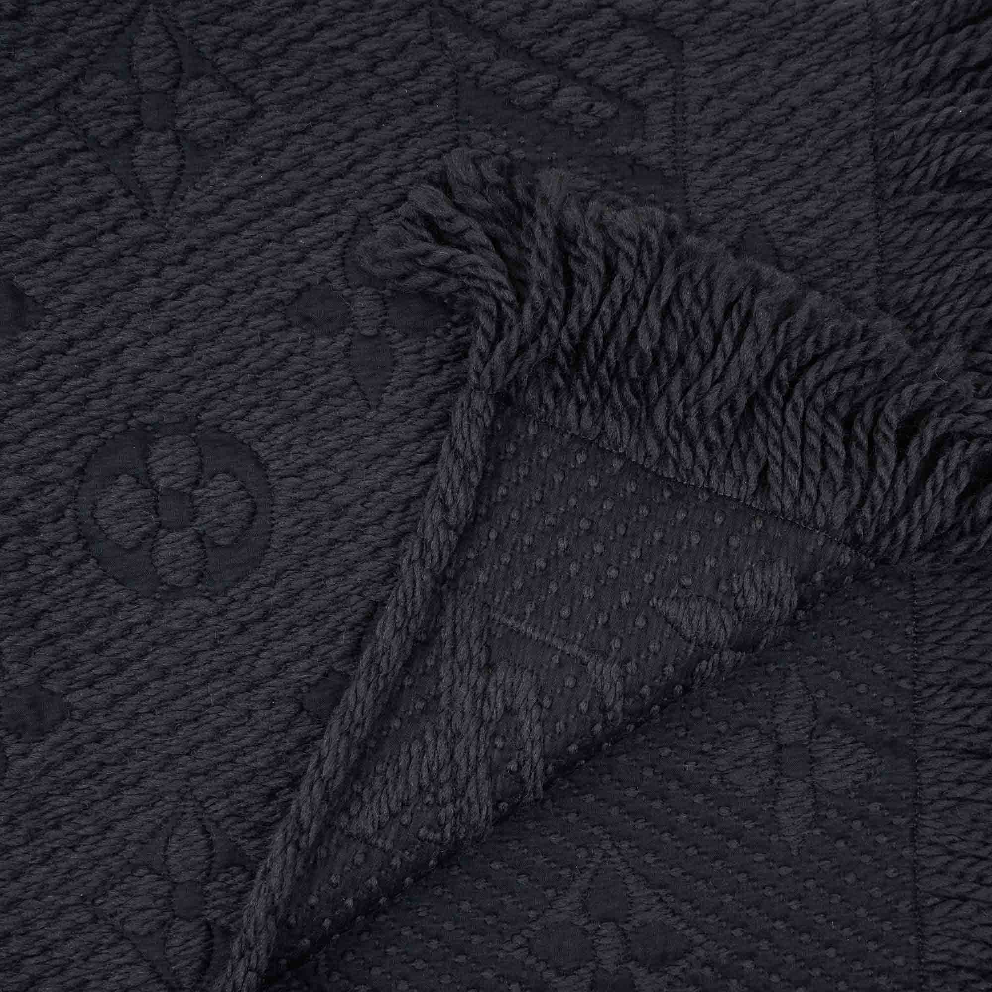 Logomania Wool Scarf - LOUIS VUITTON - Affordable Luxury image