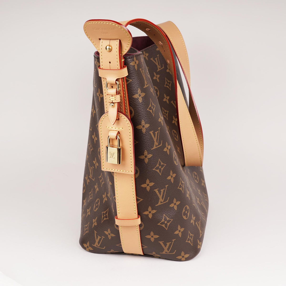 Louis Vuitton All In GM Shoulder Bag - LOUIS VUITTON - Affordable Luxury image