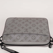 Louis Vuitton Duo Messenger Bag Monogram Shadow Gris Calf Leather - LOUIS VUITTON - Affordable Luxury thumbnail image