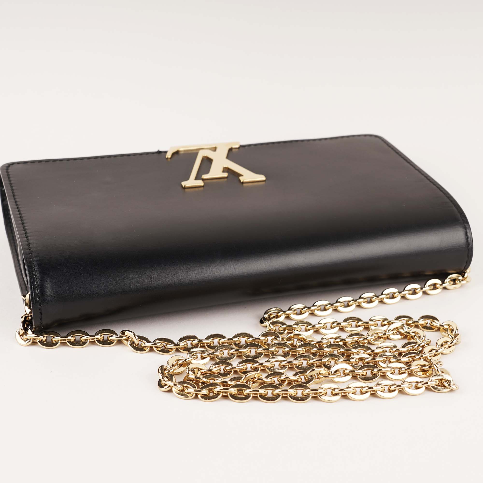 Louise Chain GM - LOUIS VUITTON - Affordable Luxury image
