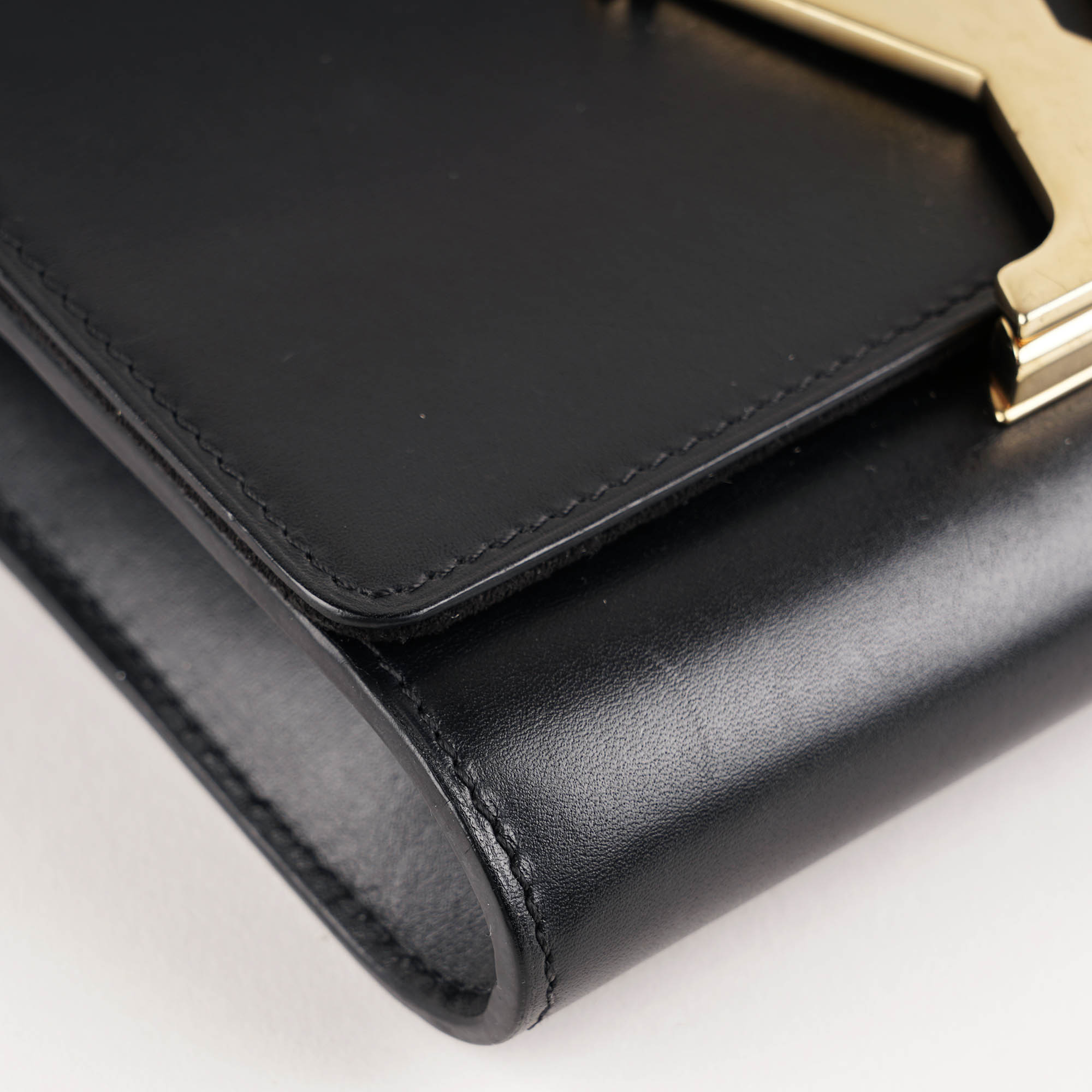 Louise PM Shoulder Bag - LOUIS VUITTON - Affordable Luxury image