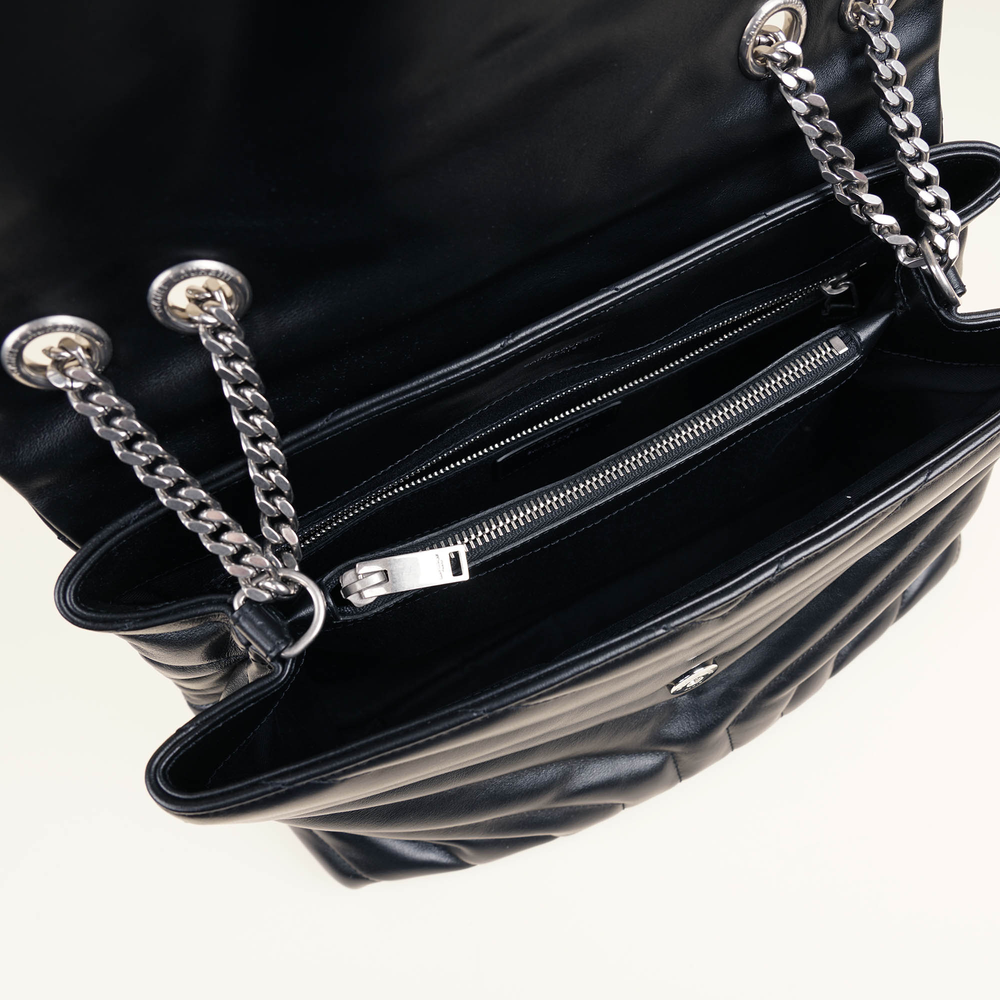 Loulou Medium Shoulder Bag - SAINT LAURENT - Affordable Luxury image