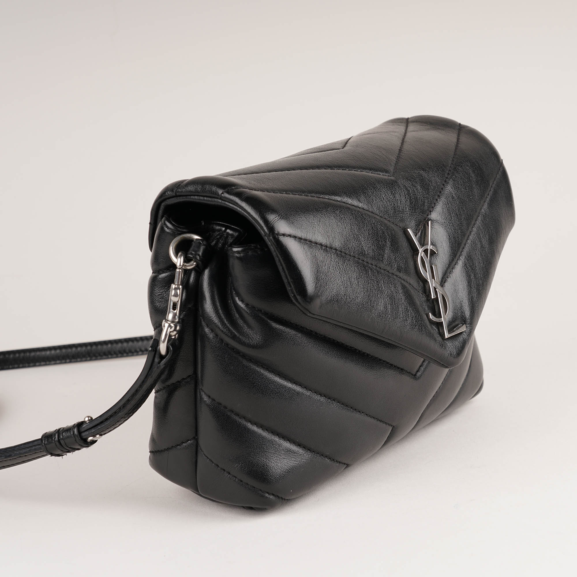 LouLou Toy Shoulder Bag - SAINT LAURENT - Affordable Luxury image