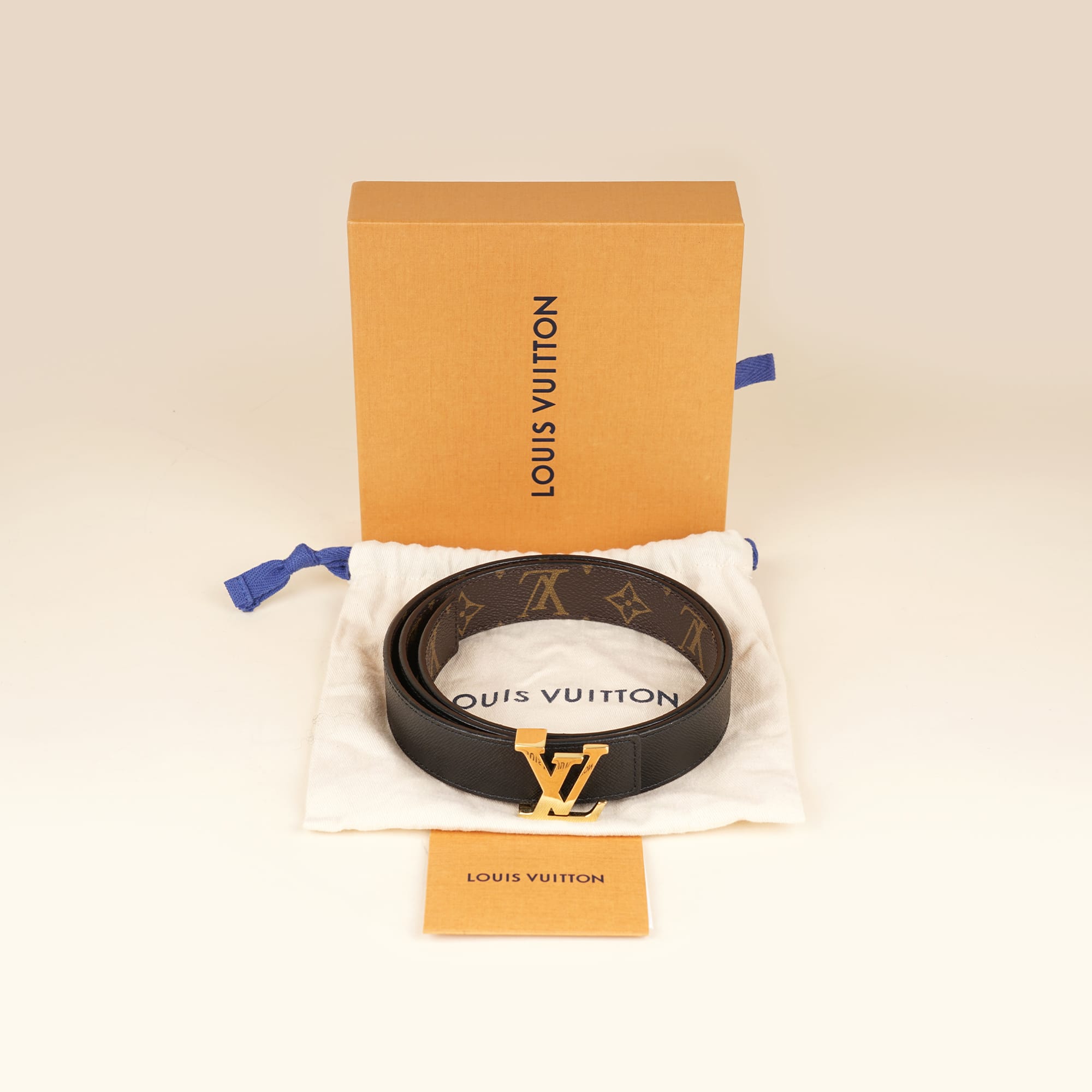 LV Initiales Reversible Belt 85 - LOUIS VUITTON - Affordable Luxury image