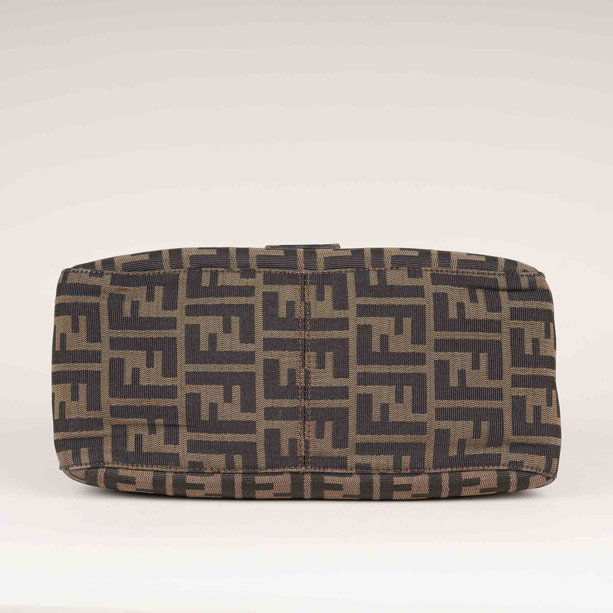 Mama Baguette - FENDI - Affordable Luxury image