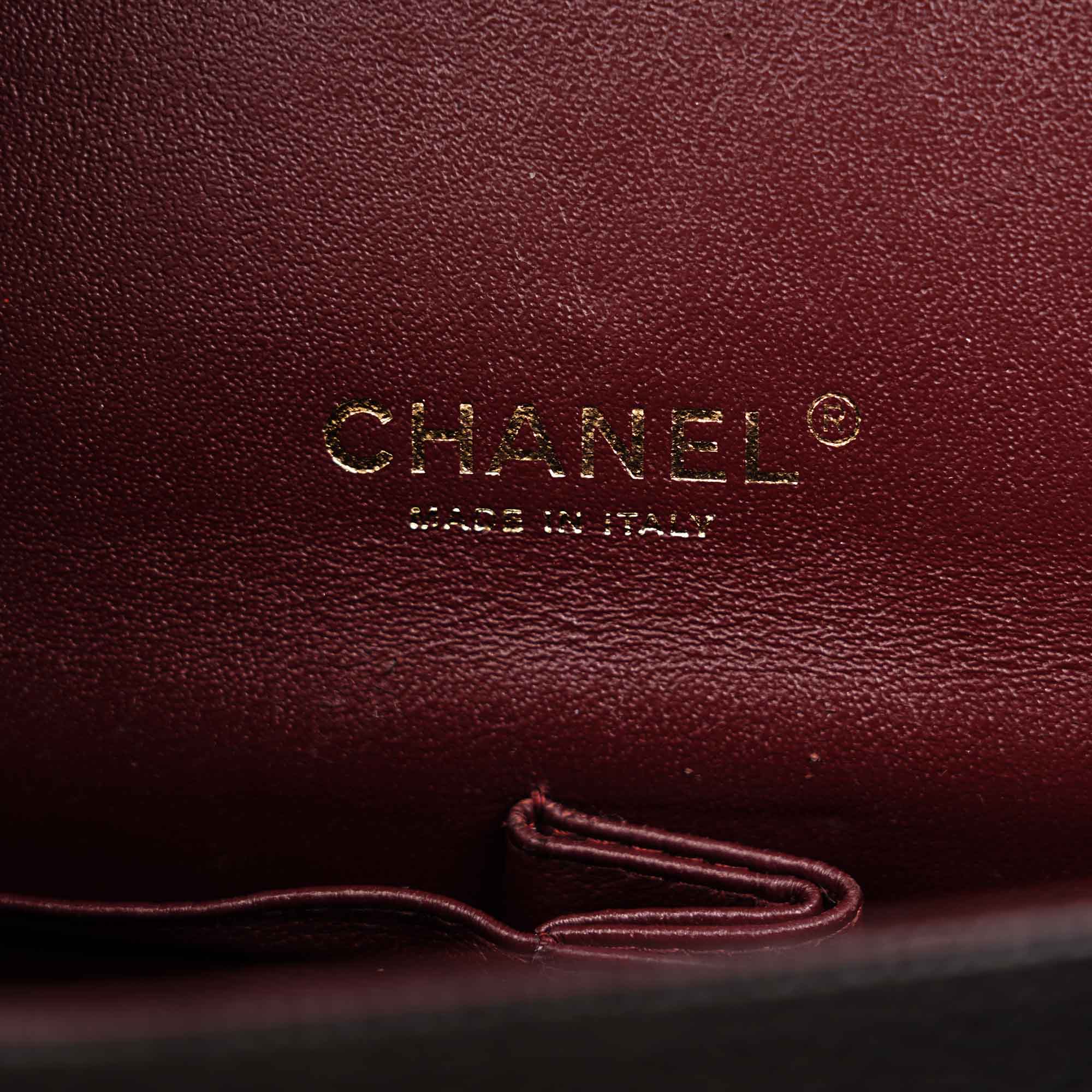 Maxi Double Flap Bag - CHANEL - Affordable Luxury image