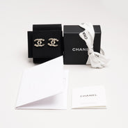 Medium CC Earrings - CHANEL - Affordable Luxury thumbnail image