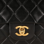 Medium Classic Flap Bag - CHANEL - Affordable Luxury thumbnail image