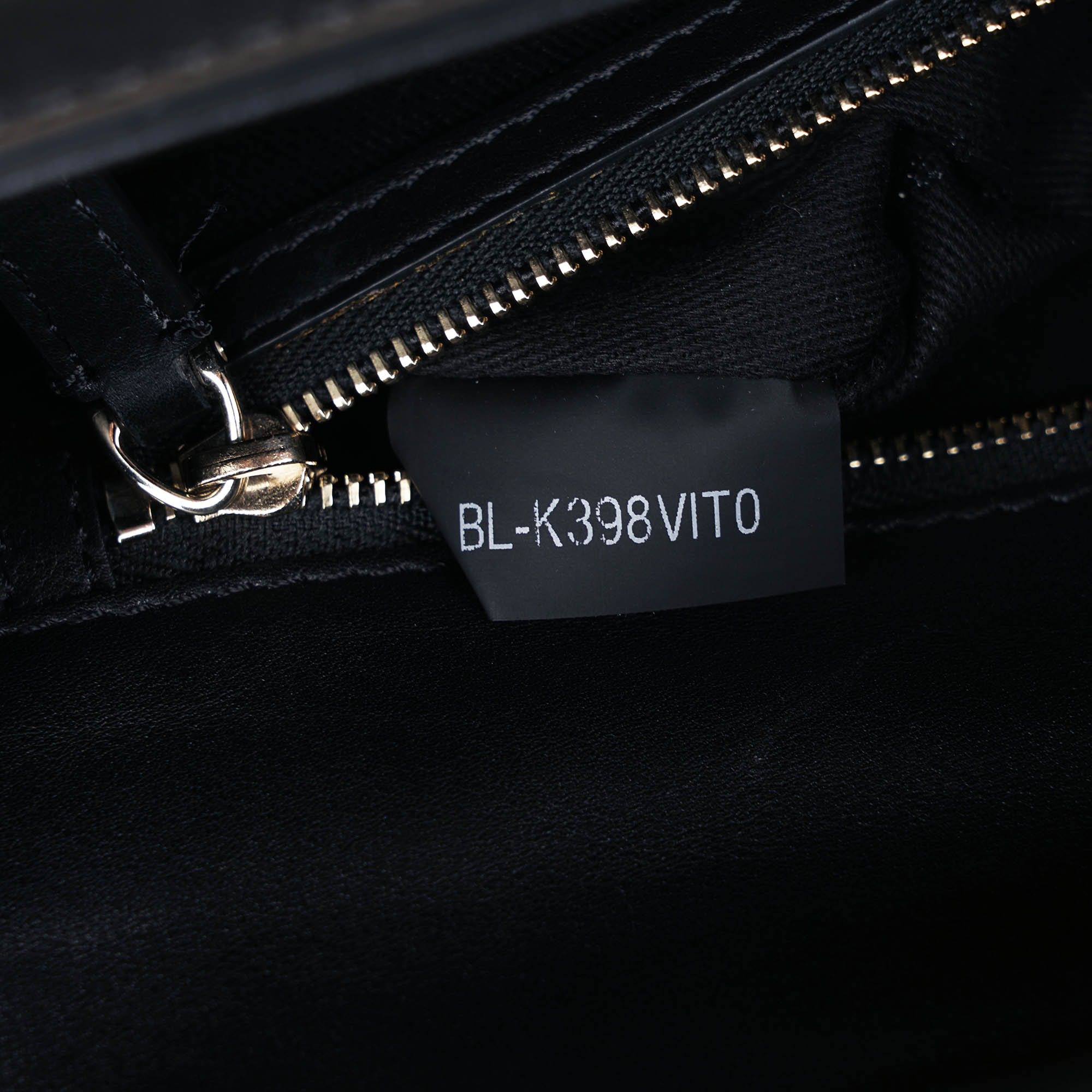 Medium Glam Lock Shoulder Bag - VALENTINO - Affordable Luxury image