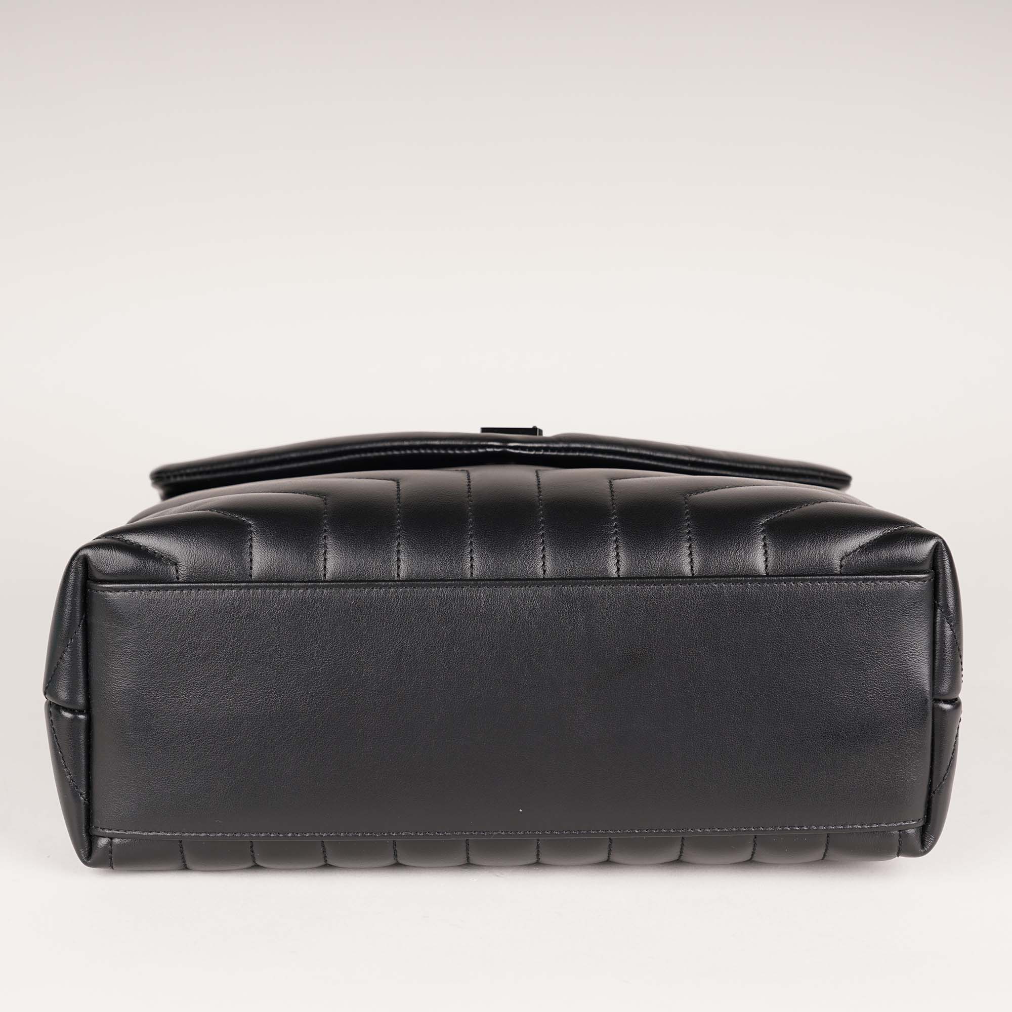 Medium LouLou All Black - SAINT LAURENT - Affordable Luxury image