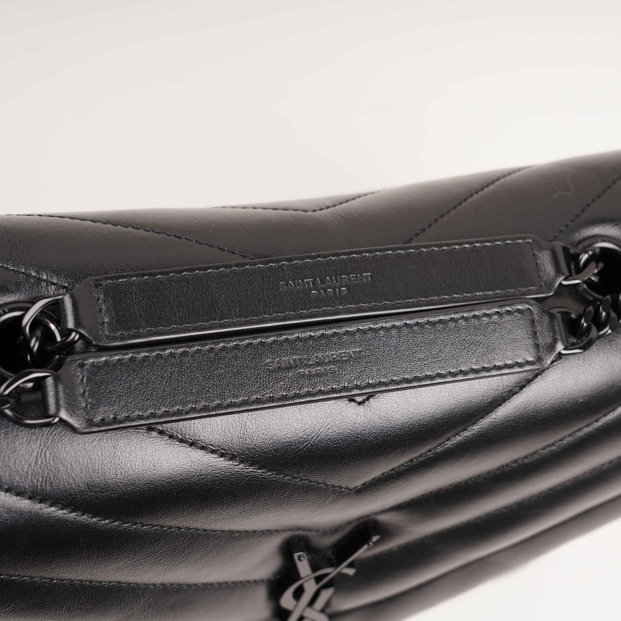Medium LouLou All Black - SAINT LAURENT - Affordable Luxury image