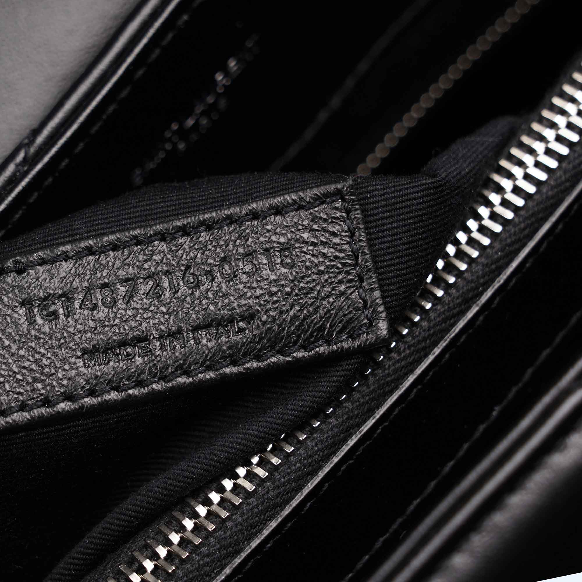 Medium LouLou Shoulder Bag - SAINT LAURENT - Affordable Luxury image