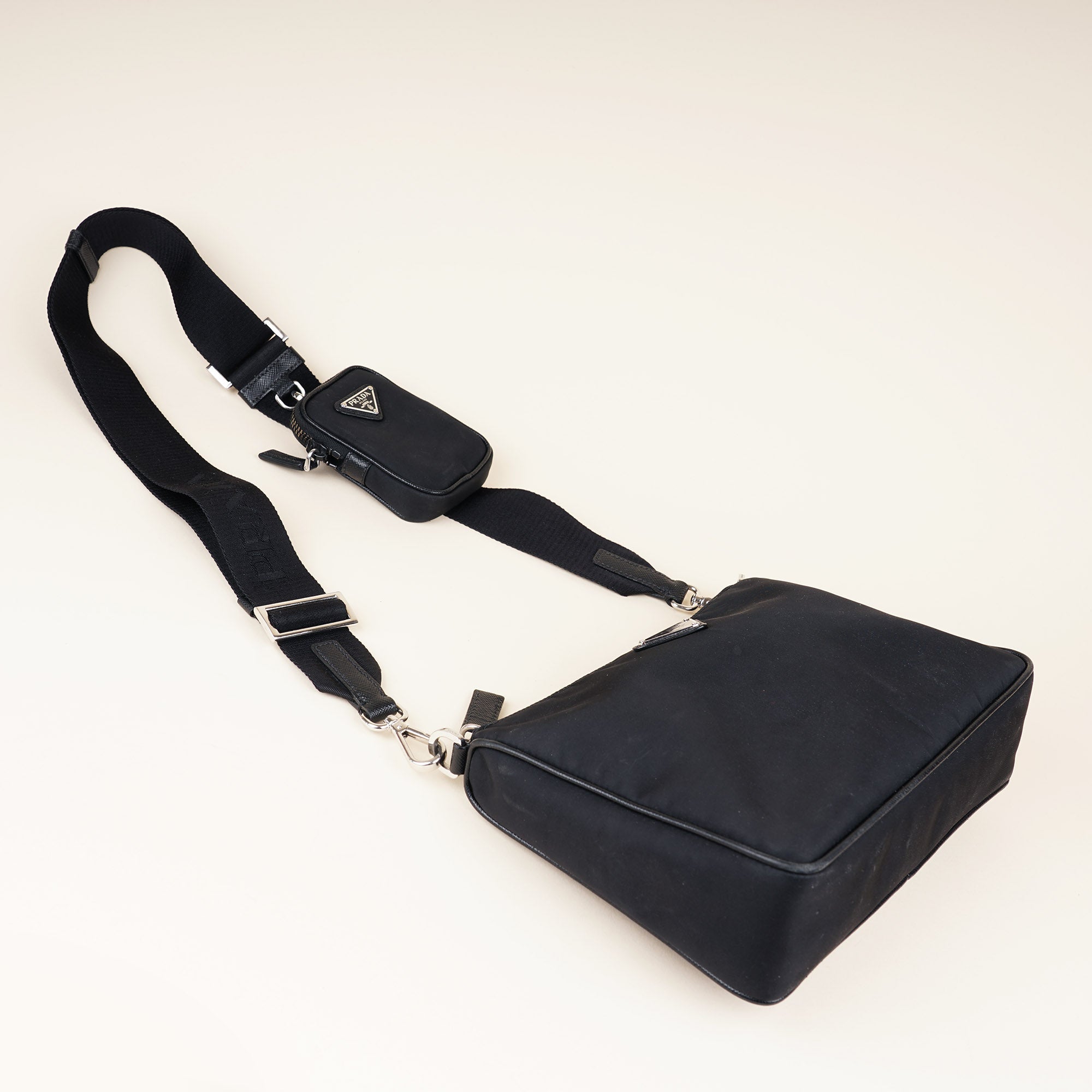 Messenger bag prada online