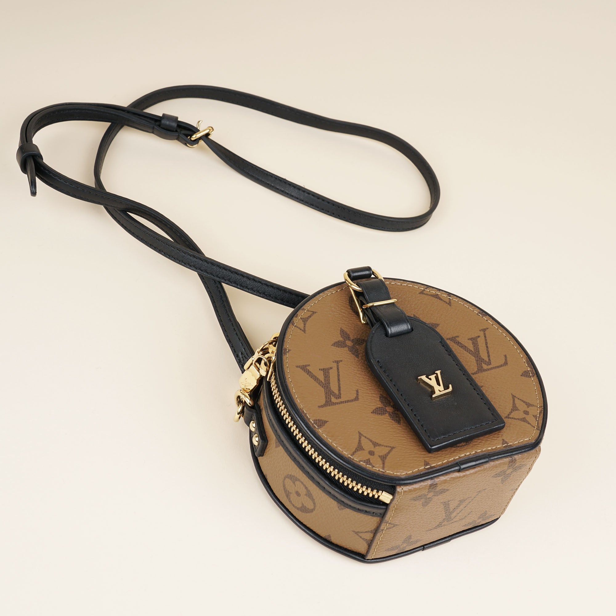 Mini Boîte Chapeau Bag - LOUIS VUITTON - Affordable Luxury image