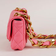 Mini Chunky Chain Flap Bag - CHANEL - Affordable Luxury thumbnail image