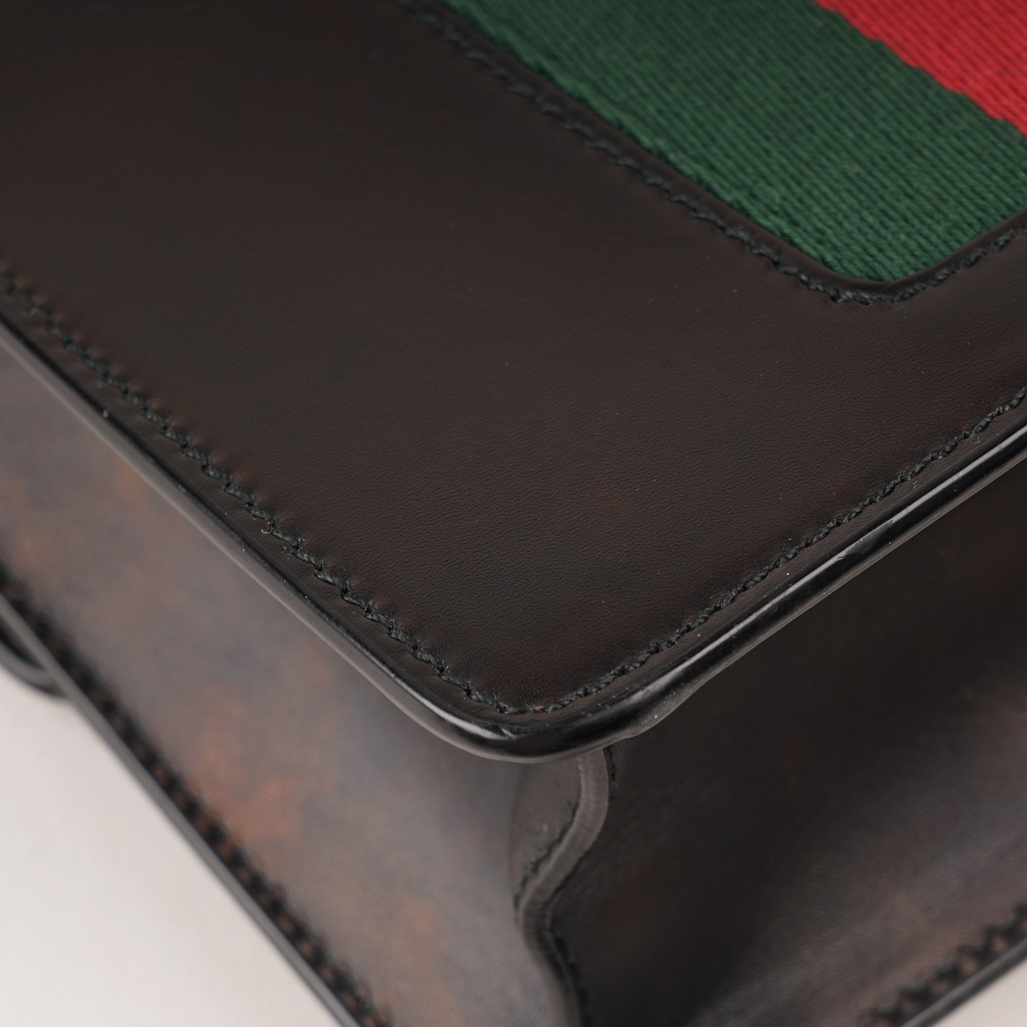 Mini Sylvie Chain Bag - GUCCI - Affordable Luxury image