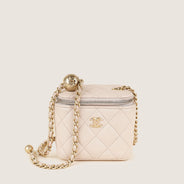 Mini Vanity Bag Pearl Crush - CHANEL - Affordable Luxury thumbnail image