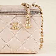 Mini Vanity Bag Pearl Crush - CHANEL - Affordable Luxury thumbnail image