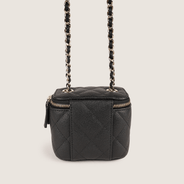 Mini Vanity on Chain - CHANEL - Affordable Luxury thumbnail image