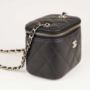 Mini Vanity on Chain - CHANEL - Affordable Luxury thumbnail image