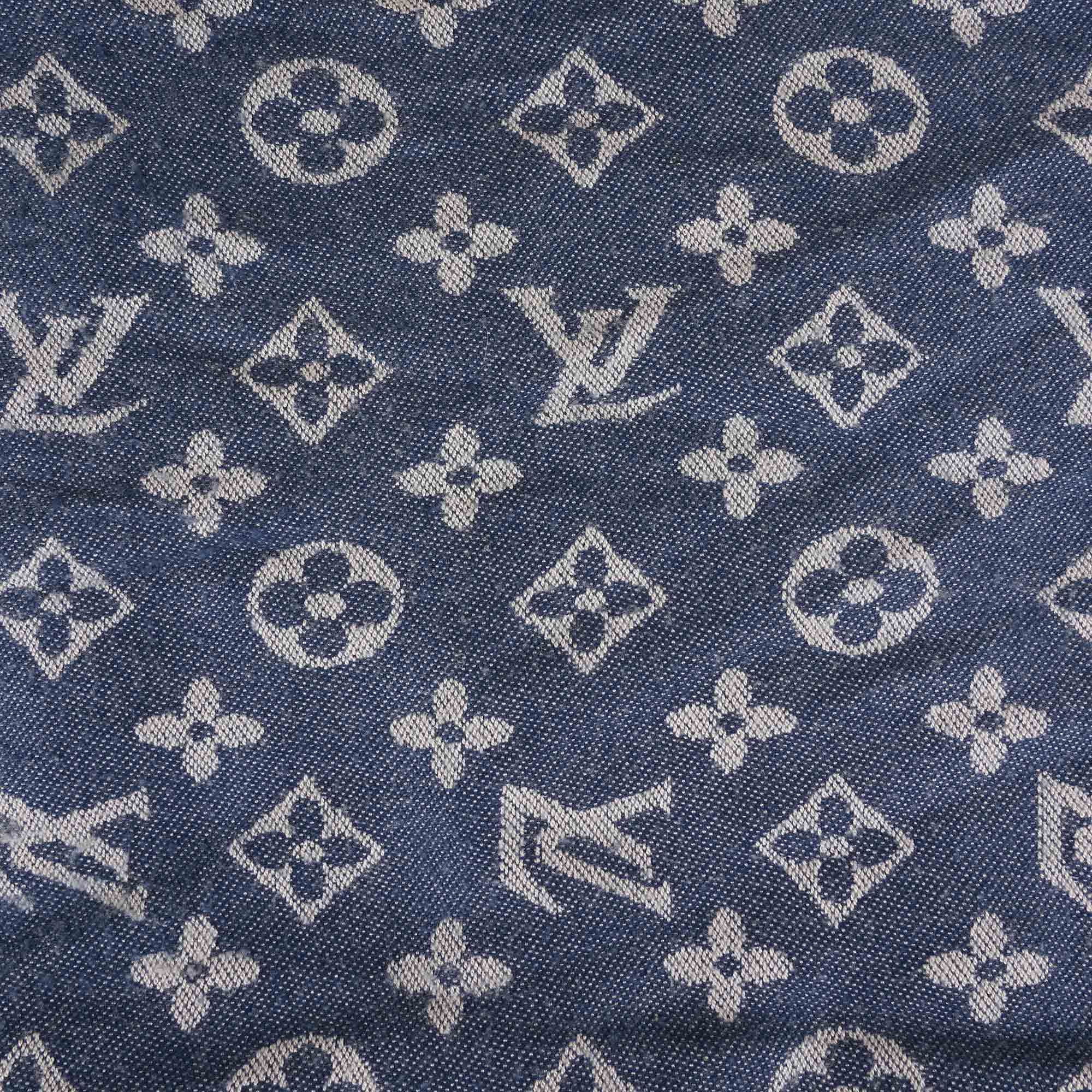 Monogram Wool Scarf - LOUIS VUITTON - Affordable Luxury image