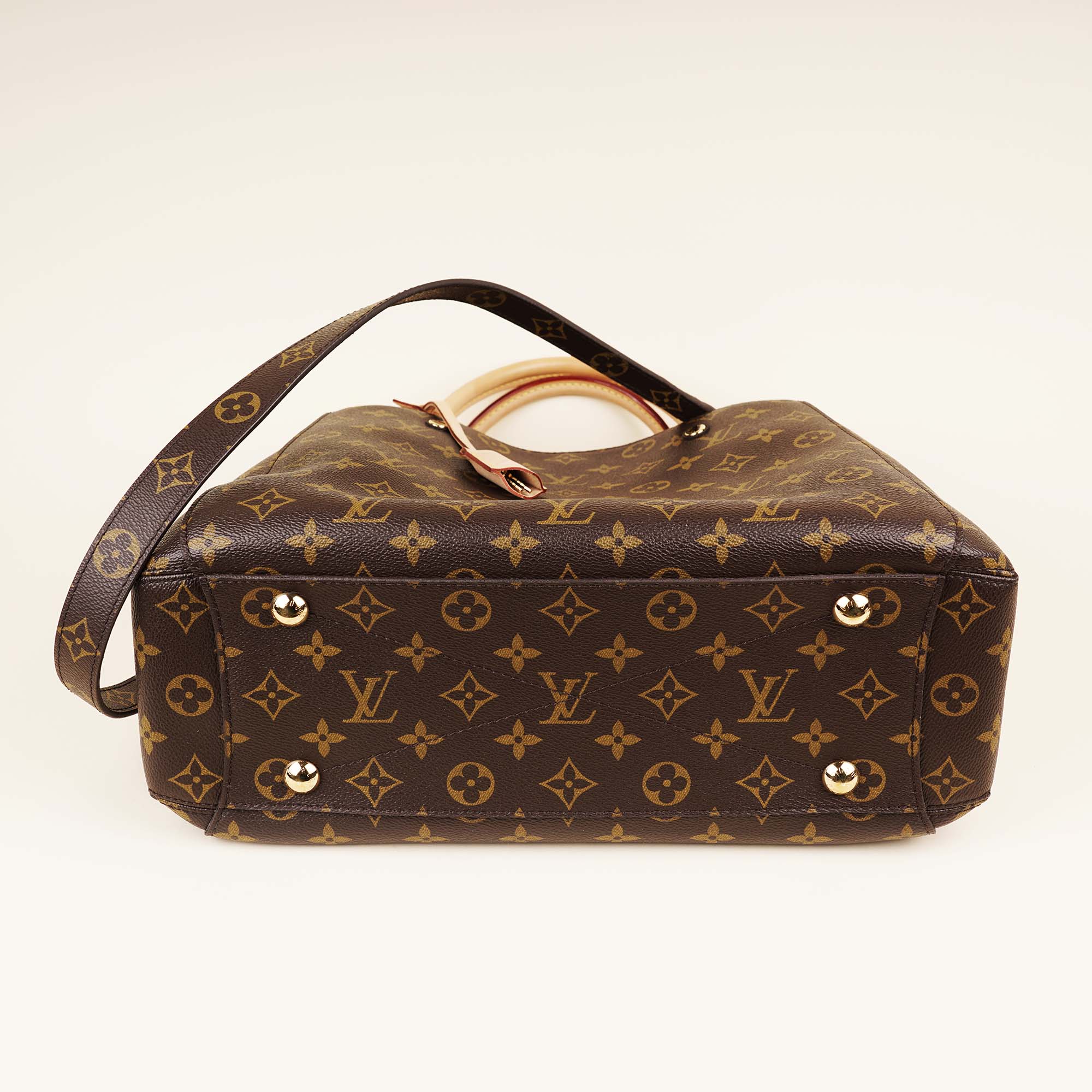 Montaigne BB Tote Bag - LOUIS VUITTON - Affordable Luxury image