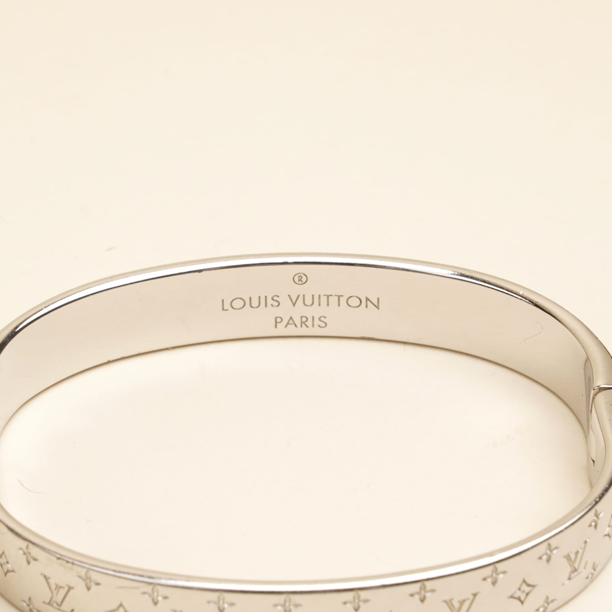 Nanogram Cuff Silver - LOUIS VUITTON - Affordable Luxury image