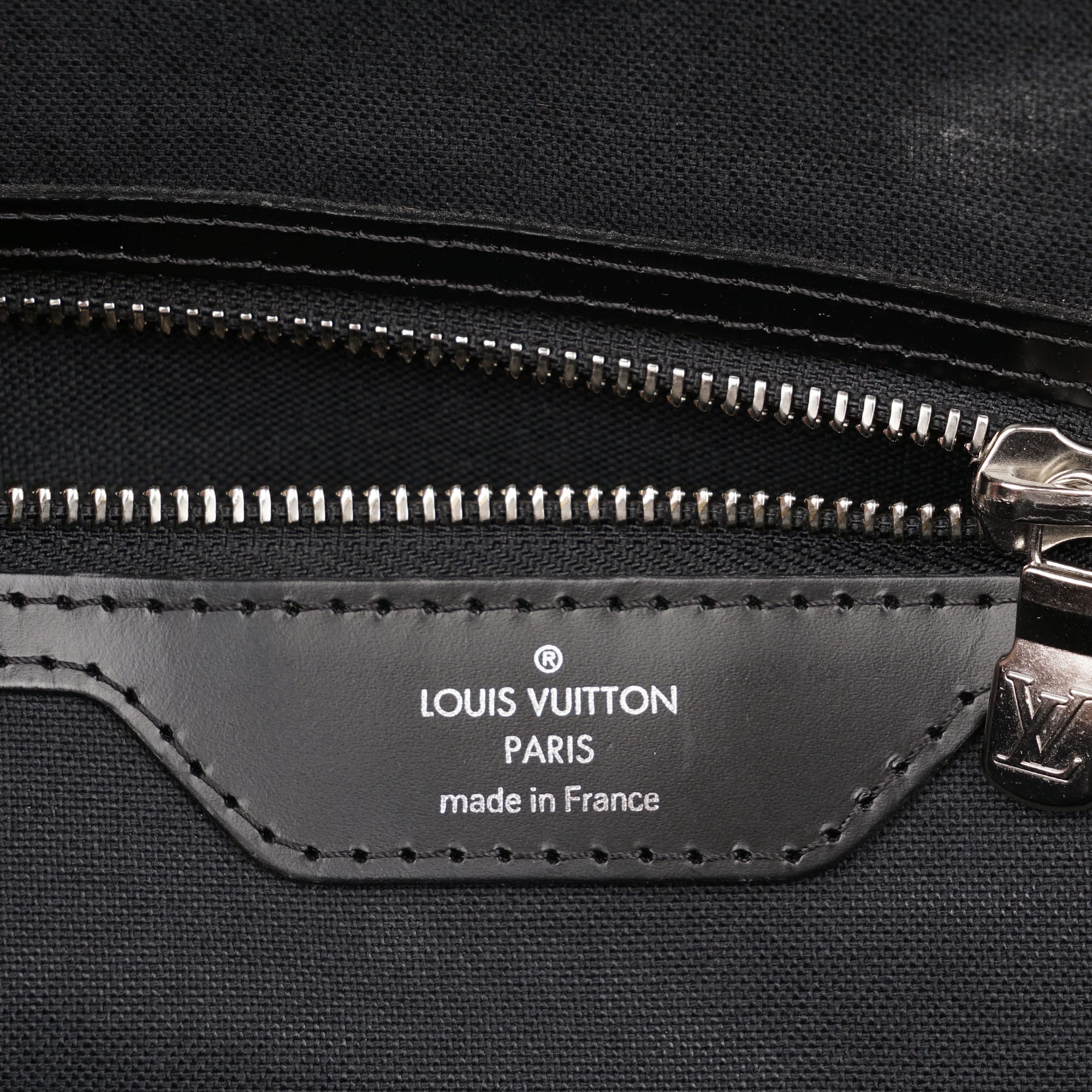 Neo Greenwich Bag - LOUIS VUITTON - Affordable Luxury image