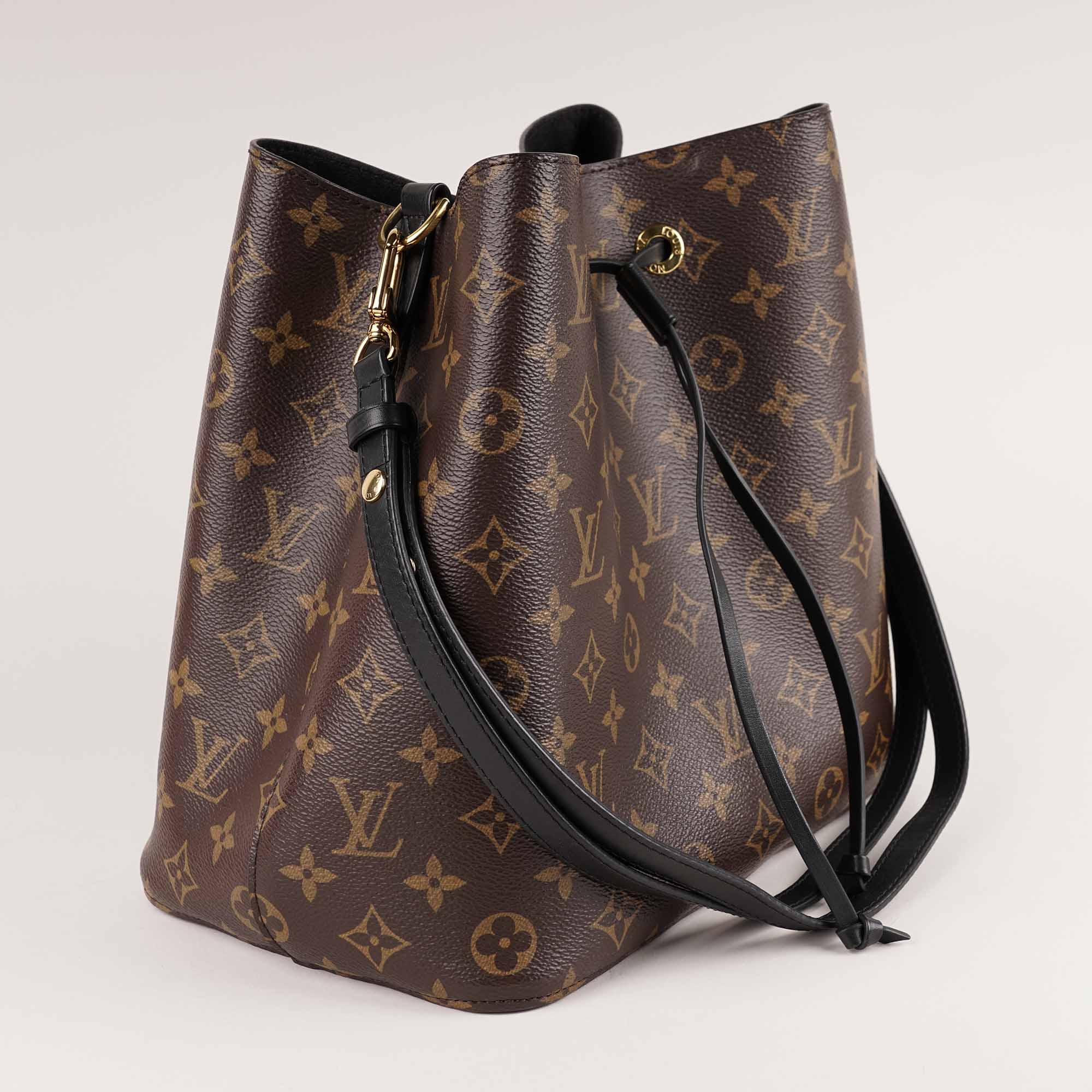 NéoNoé Bucket Bag - LOUIS VUITTON - Affordable Luxury image