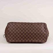 Neverfull GM Shoulder Bag - LOUIS VUITTON - Affordable Luxury thumbnail image