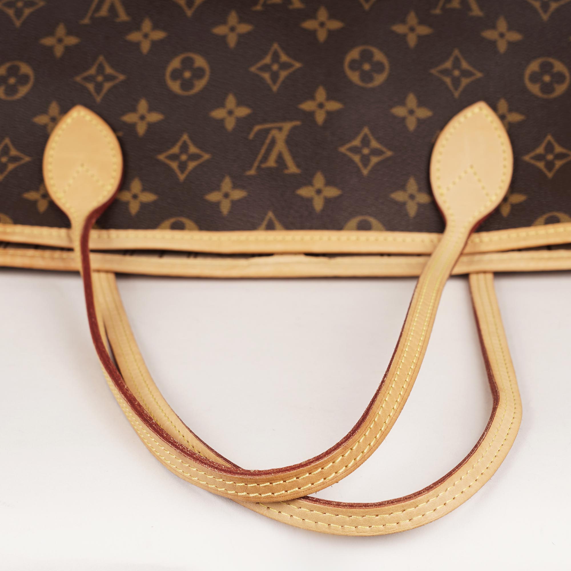 Neverfull GM Tote Bag - LOUIS VUITTON - Affordable Luxury image