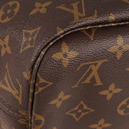 Neverfull MM Tote Bag - LOUIS VUITTON - Affordable Luxury thumbnail image