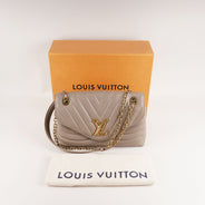 New Wave Chain Bag - LOUIS VUITTON - Affordable Luxury thumbnail image