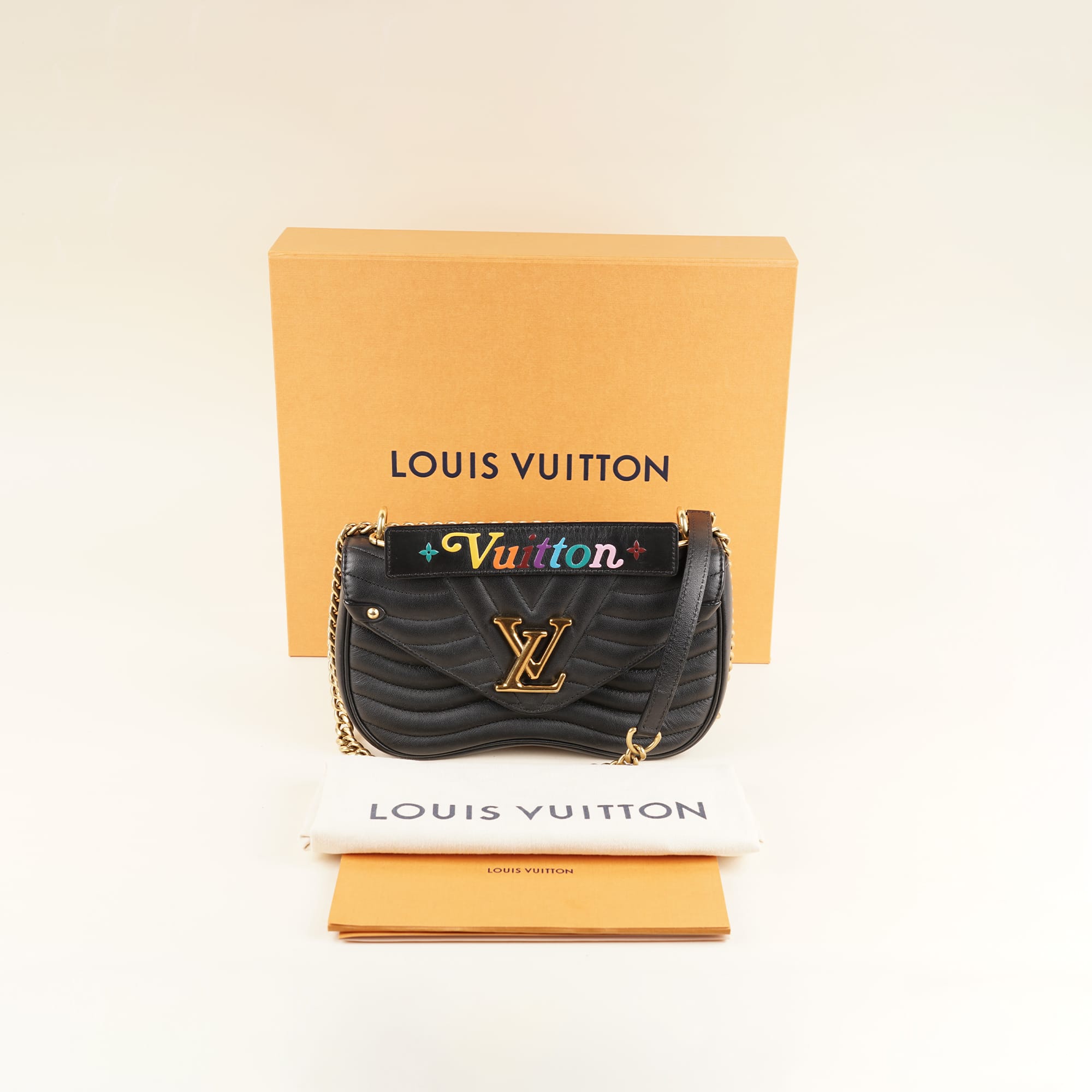 New Wave MM Shoulder Bag - LOUIS VUITTON - Affordable Luxury image