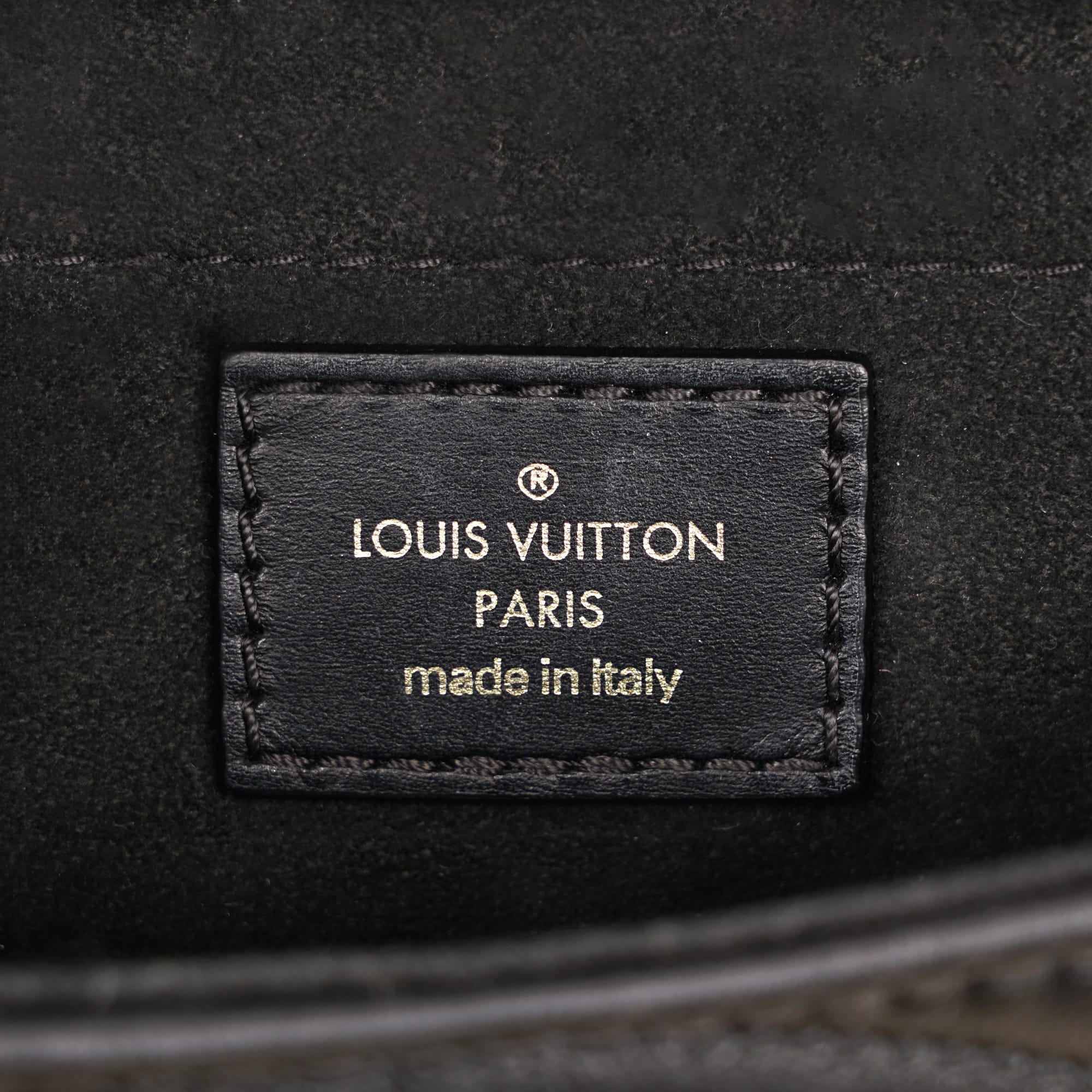 New Wave MM Shoulder Bag - LOUIS VUITTON - Affordable Luxury image