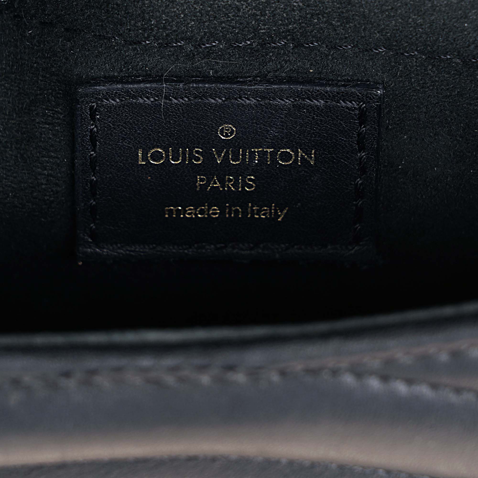 New Wave MM Shoulder Bag - LOUIS VUITTON - Affordable Luxury image