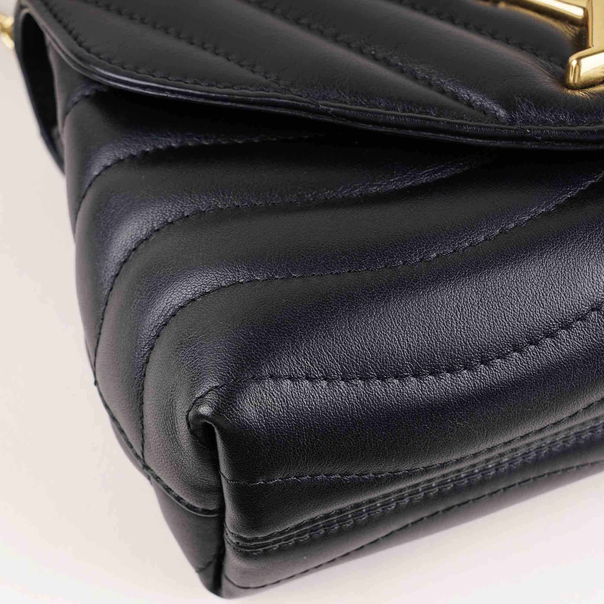 New Wave PM Chain Shoulder - LOUIS VUITTON - Affordable Luxury image