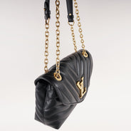 New Wave PM Chain Shoulder - LOUIS VUITTON - Affordable Luxury thumbnail image