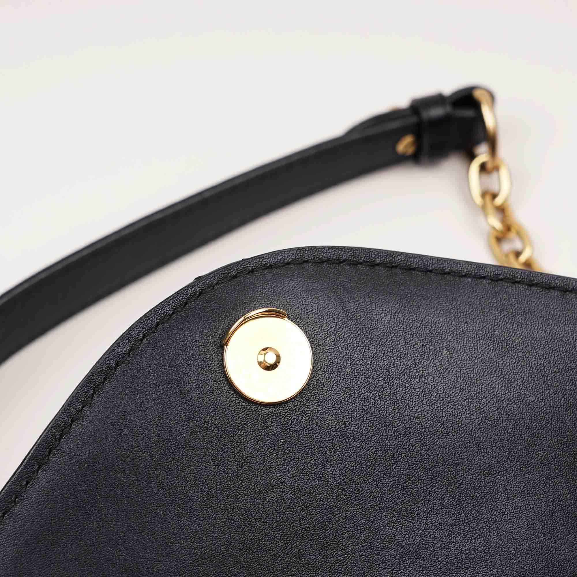 New Wave PM Chain Shoulder - LOUIS VUITTON - Affordable Luxury image