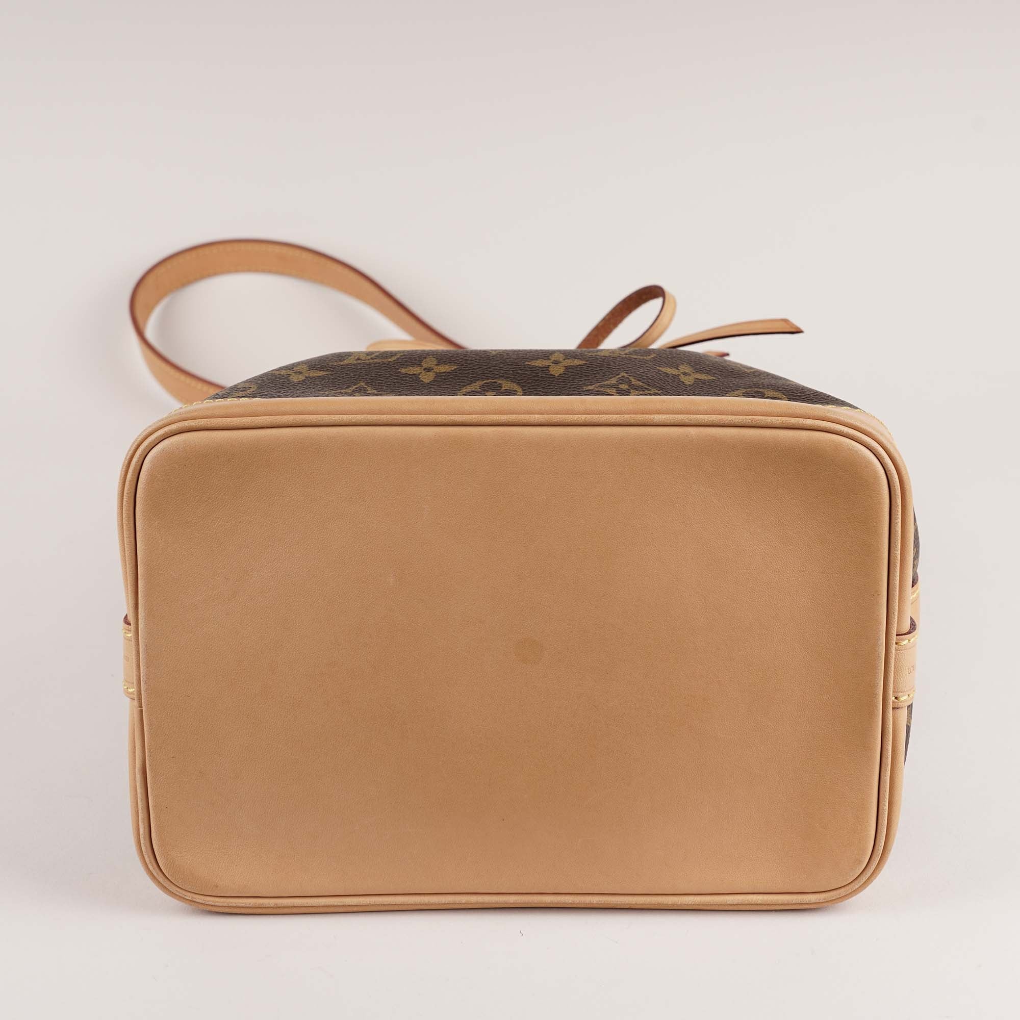 Noé BB Bucket Bag - LOUIS VUITTON - Affordable Luxury image