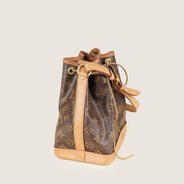 Noé BB Shoulder Bag - LOUIS VUITTON - Affordable Luxury thumbnail image