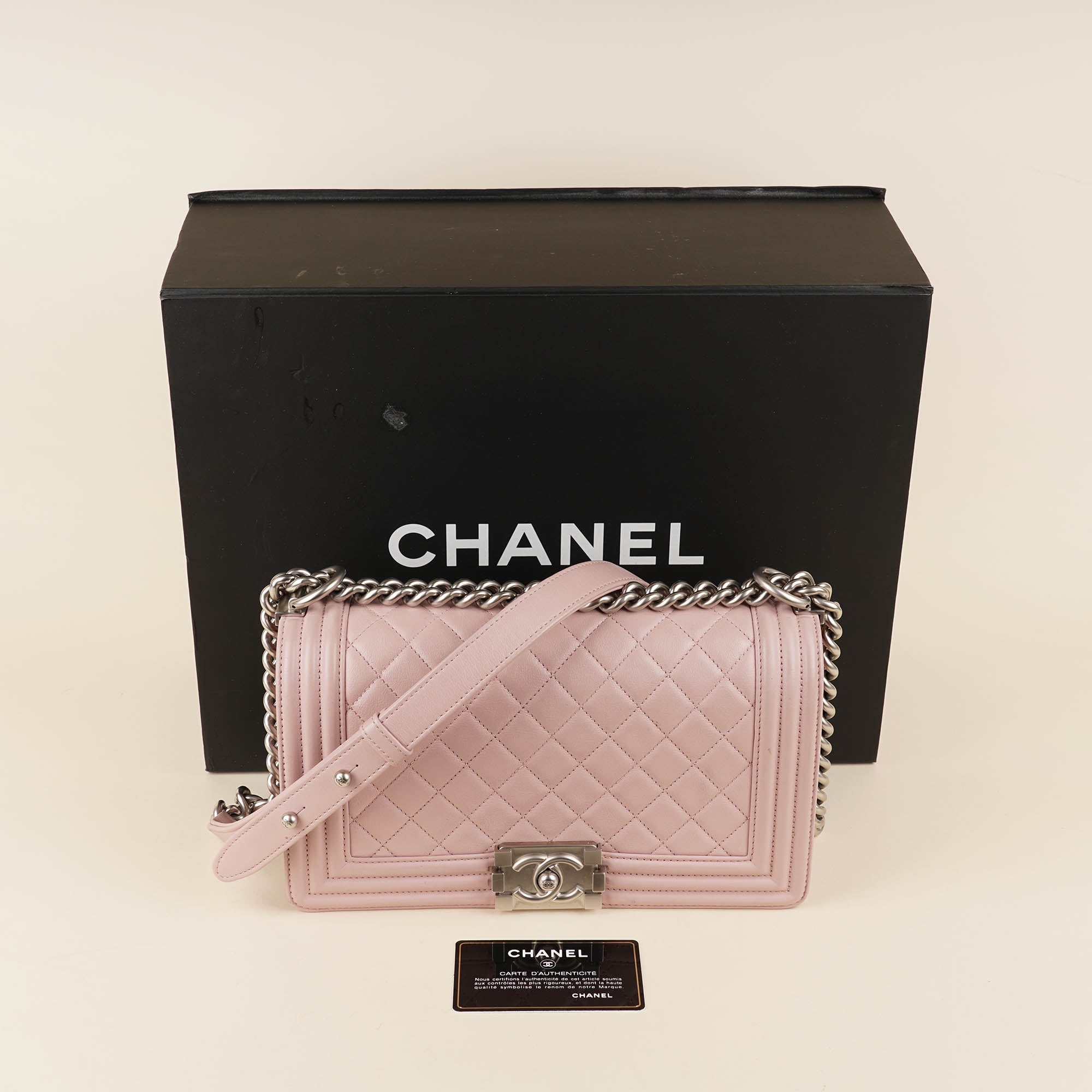 Old Medium Boy Bag - CHANEL - Affordable Luxury image