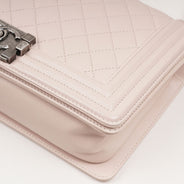 Old Medium Boy Bag - CHANEL - Affordable Luxury thumbnail image