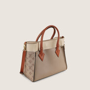 On My Side MM - LOUIS VUITTON - Affordable Luxury thumbnail image