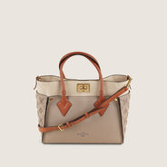 On My Side MM - LOUIS VUITTON - Affordable Luxury thumbnail image