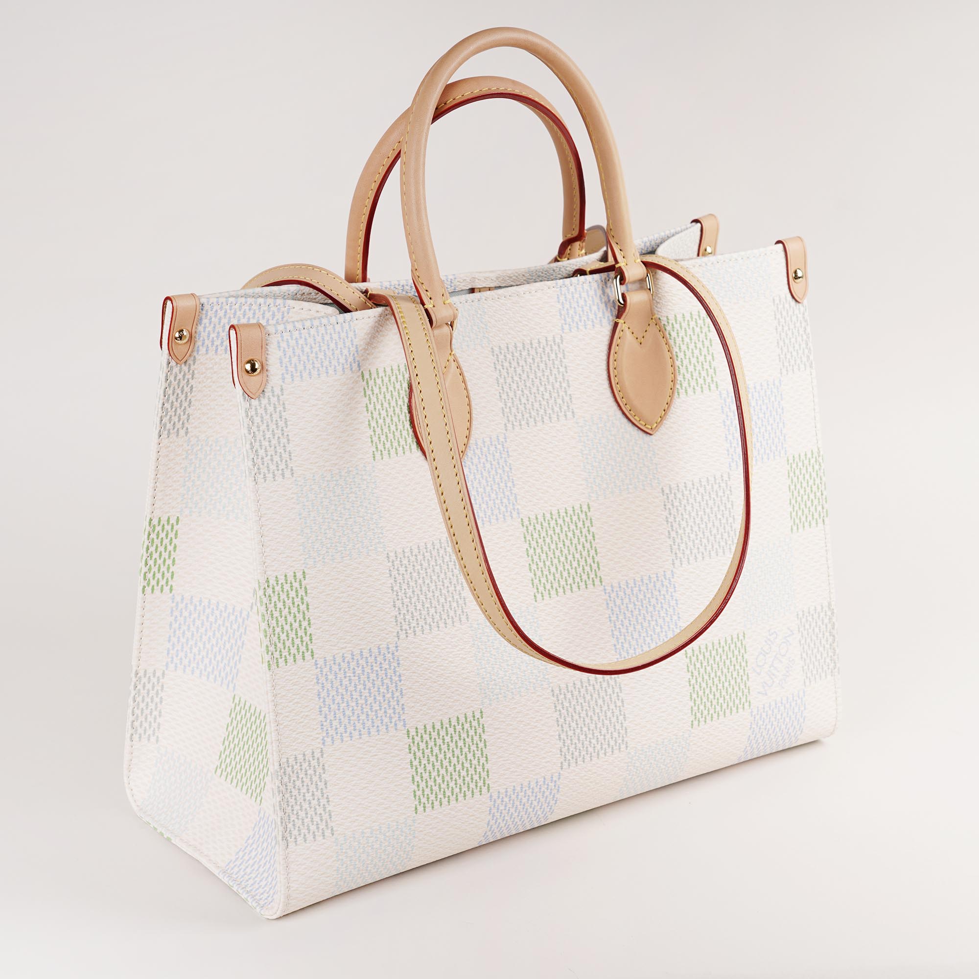 OnTheGo GM Tote Bag - LOUIS VUITTON - Affordable Luxury image
