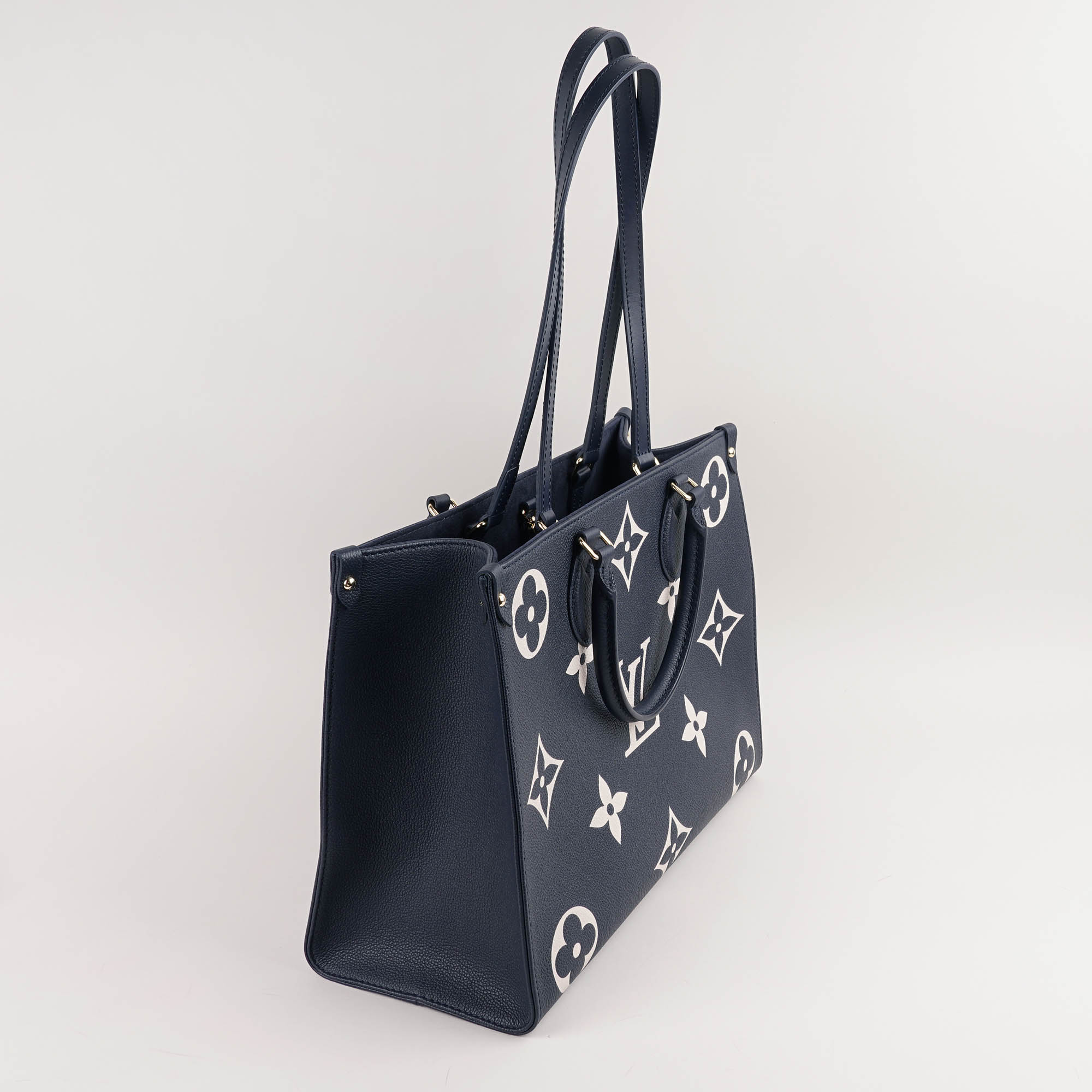 Onthego MM - LOUIS VUITTON - Affordable Luxury image