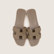Oran Sandals 37 - HERMÈS - Affordable Luxury thumbnail image